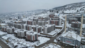 DULKADİROĞLUN. BELEDİYE DA YOĞUN KAR MESAİSİ: EKİPLER 105 MAHALLEDE SAHADA.